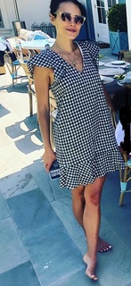 Jordana Brewster feet photo thumbnail