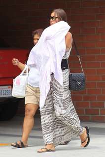 Irina Shayk feet photo thumbnail