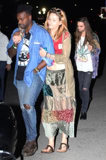 Paris Jackson feet photo thumbnail