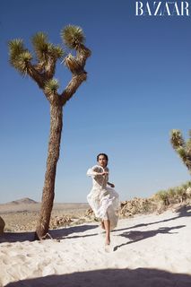 Zoë Kravitz feet photo thumbnail