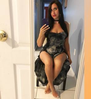 Jenelle Jcakess feet photo thumbnail