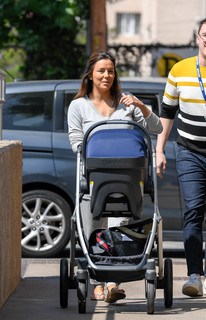 Eva Longoria feet photo thumbnail