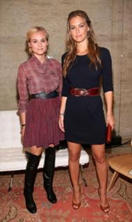 Bar Refaeli feet photo thumbnail