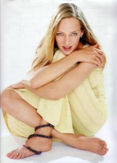 Uma Thurman feet photo thumbnail