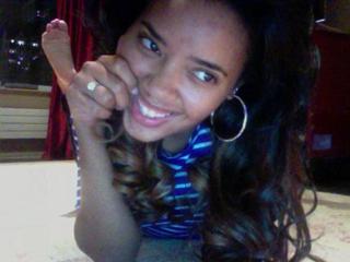 Angela Simmons feet photo thumbnail