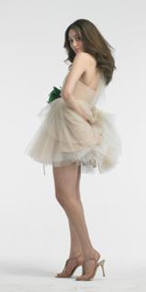 Emmy Rossum feet photo thumbnail