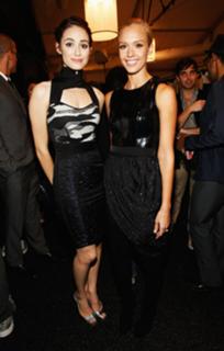 Emmy Rossum feet photo thumbnail