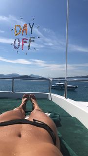 Federica Fontana feet photo thumbnail