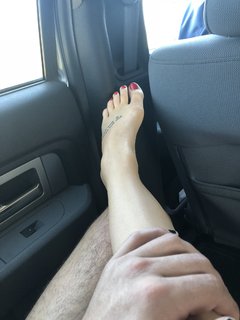 Corinna Kopf feet photo thumbnail