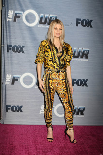 Fergie feet photo thumbnail