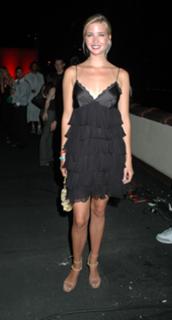 Ivanka Trump feet photo thumbnail