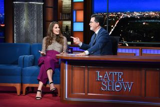 Keira Knightley feet photo thumbnail