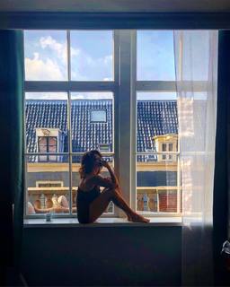 Juliana Paes feet photo thumbnail