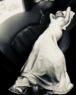 Heidi Klum feet photo thumbnail