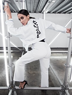 Anitta feet photo thumbnail
