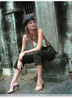 Diane Kruger feet photo thumbnail