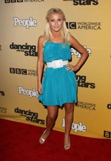 Julianne Hough feet photo 3