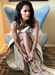 Rocsi Diaz feet photo thumbnail