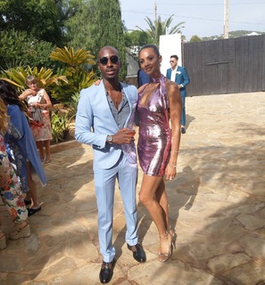 Alesha Dixon feet photo thumbnail