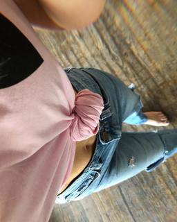 Dove Cameron feet photo thumbnail