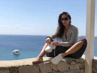 Adriane Galisteu feet photo thumbnail