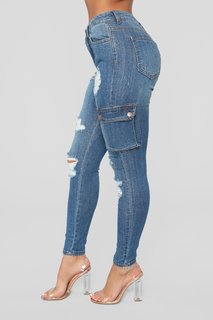 Lauren R. Wood feet photo thumbnail