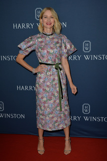 Naomi Watts feet photo thumbnail