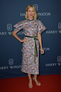 Naomi Watts feet photo thumbnail