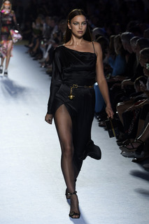 Irina Shayk feet photo thumbnail