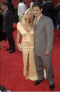 Jessica Simpson feet photo thumbnail