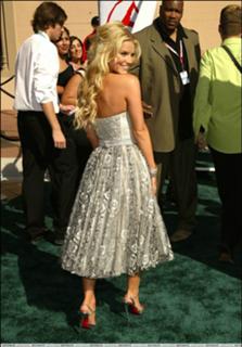 Jessica Simpson feet photo thumbnail