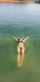 Lívia Andrade feet photo thumbnail