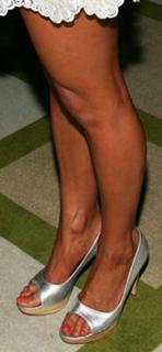 Jessica Simpson feet photo thumbnail