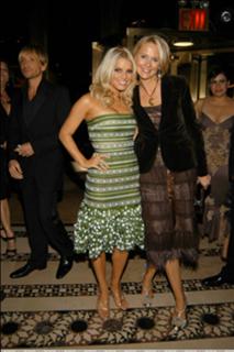 Jessica Simpson feet photo thumbnail