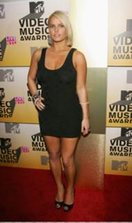 Jessica Simpson feet photo thumbnail