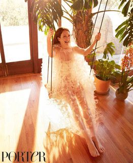 Julianne Moore feet photo thumbnail