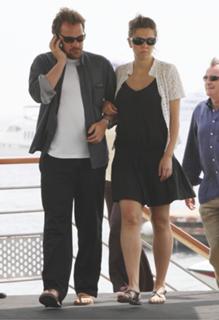 Maggie Gyllenhaal feet photo thumbnail