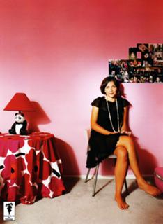Maggie Gyllenhaal feet photo thumbnail