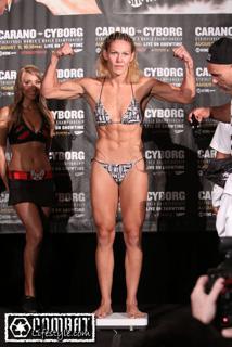 Cris Cyborg feet photo 1