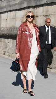 Karlie Kloss feet photo thumbnail