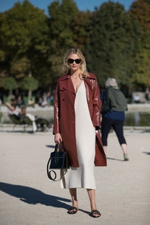 Karlie Kloss feet photo thumbnail