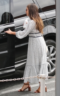 Lea Michele feet photo thumbnail