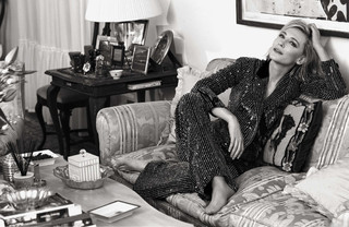Cate Blanchett feet photo thumbnail