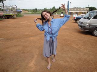 Eliza Dushku feet photo thumbnail