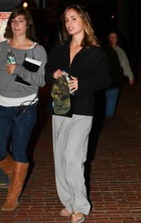 Eliza Dushku feet photo thumbnail