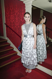 Keira Knightley feet photo thumbnail