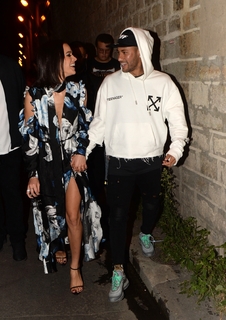Bruna Marquezine feet photo thumbnail
