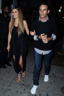Maria Menounos feet photo thumbnail