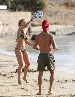 Gemma Atkinson feet photo thumbnail