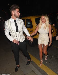 Charlotte Crosby feet photo thumbnail